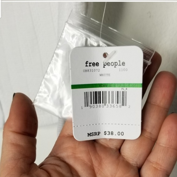 NWT FREE PEOPLE  CROP TOP SUMMER BRAMI BLACK - Picture 5 of 8